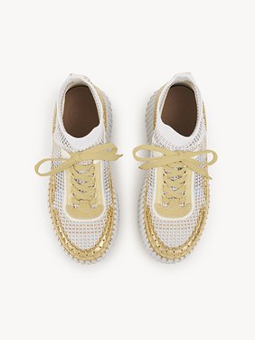 Nama wedge sneaker Lower-impact mesh & crackled calfskin
Gold 