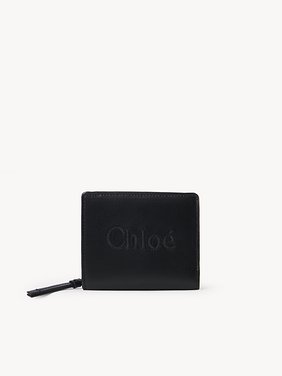 Chloé Sense compact wallet in soft leather Shiny calfskin
Black