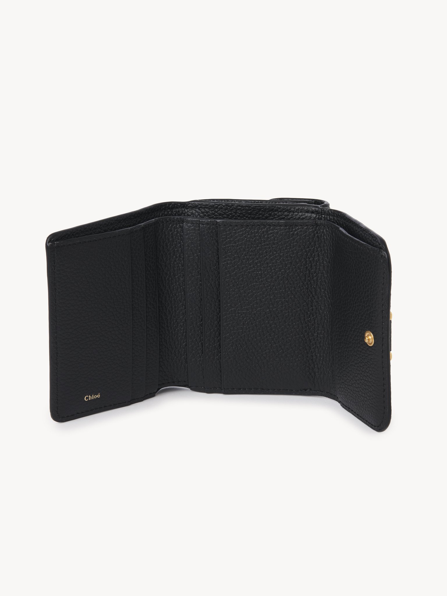 Small Marcie tri-fold in grained leather Grained calfskin
Black Product detail