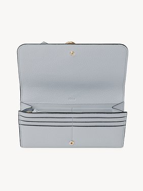 Alphabet wallet with flap in grained leather Grained & shiny calfskin
Graceful Blue Product detail