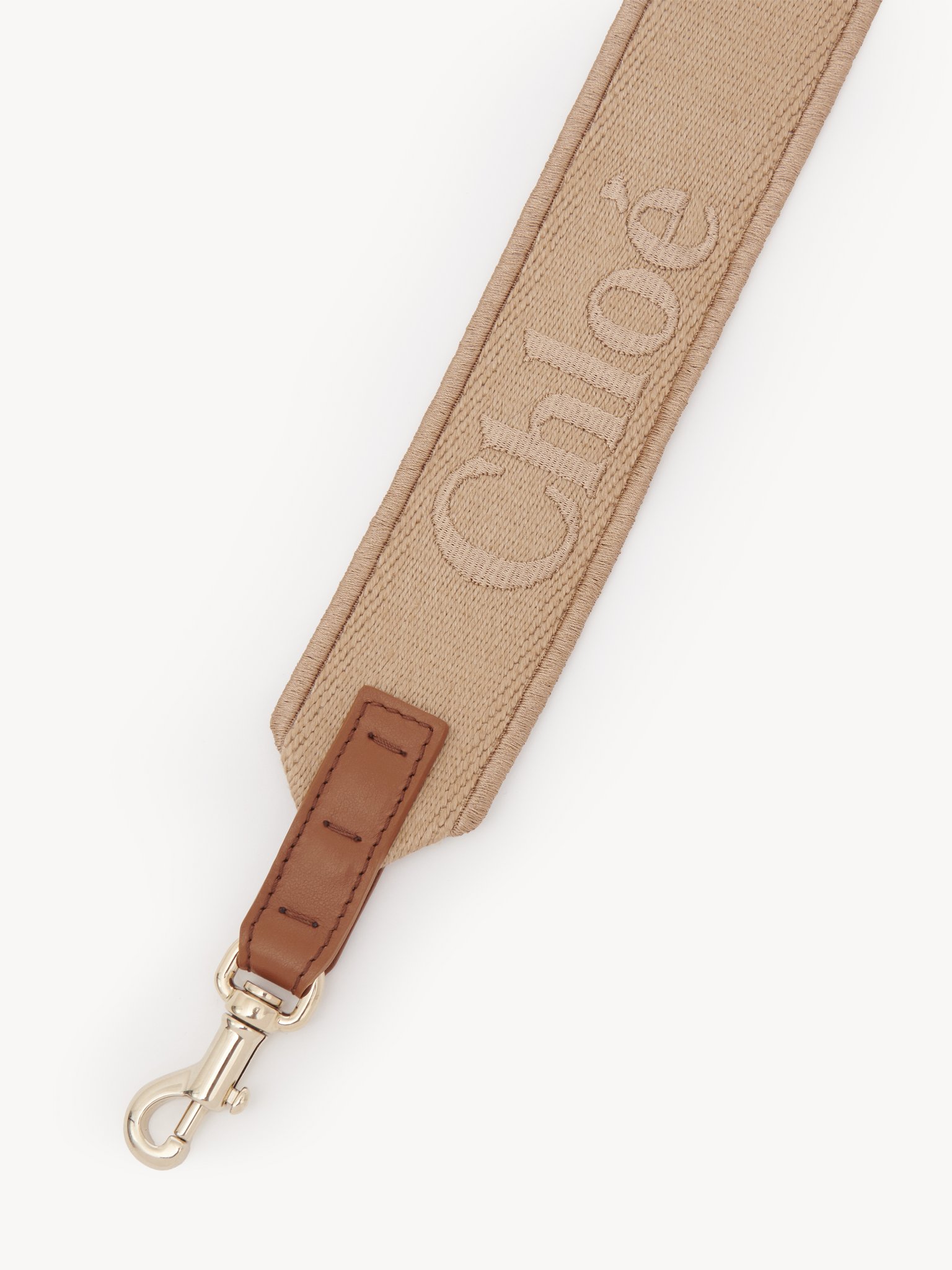 Adjustable strap in canvas Canvas with Chloé logo embroidery
Soft Tan Product detail