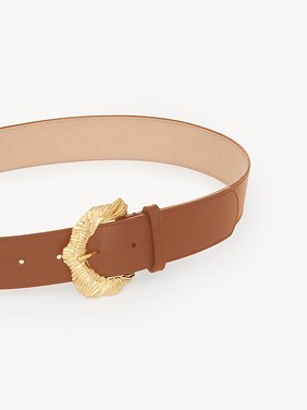 The Chloé Flowers belt Soft calfskin & brass
Clay Brown 