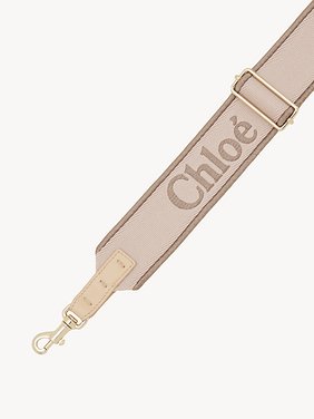 Adjustable strap in canvas Canvas with Chloé logo embroidery
Blushy Beige Product detail