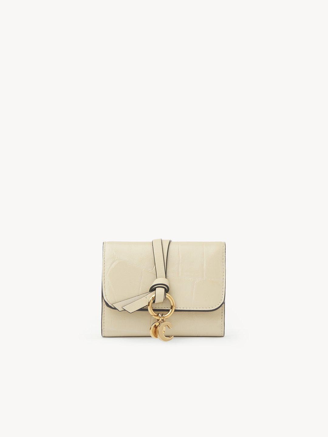 Chloé クロコダイル型押しレザー製Alphabetスモールトリフォールドウォレット | Chloé JP