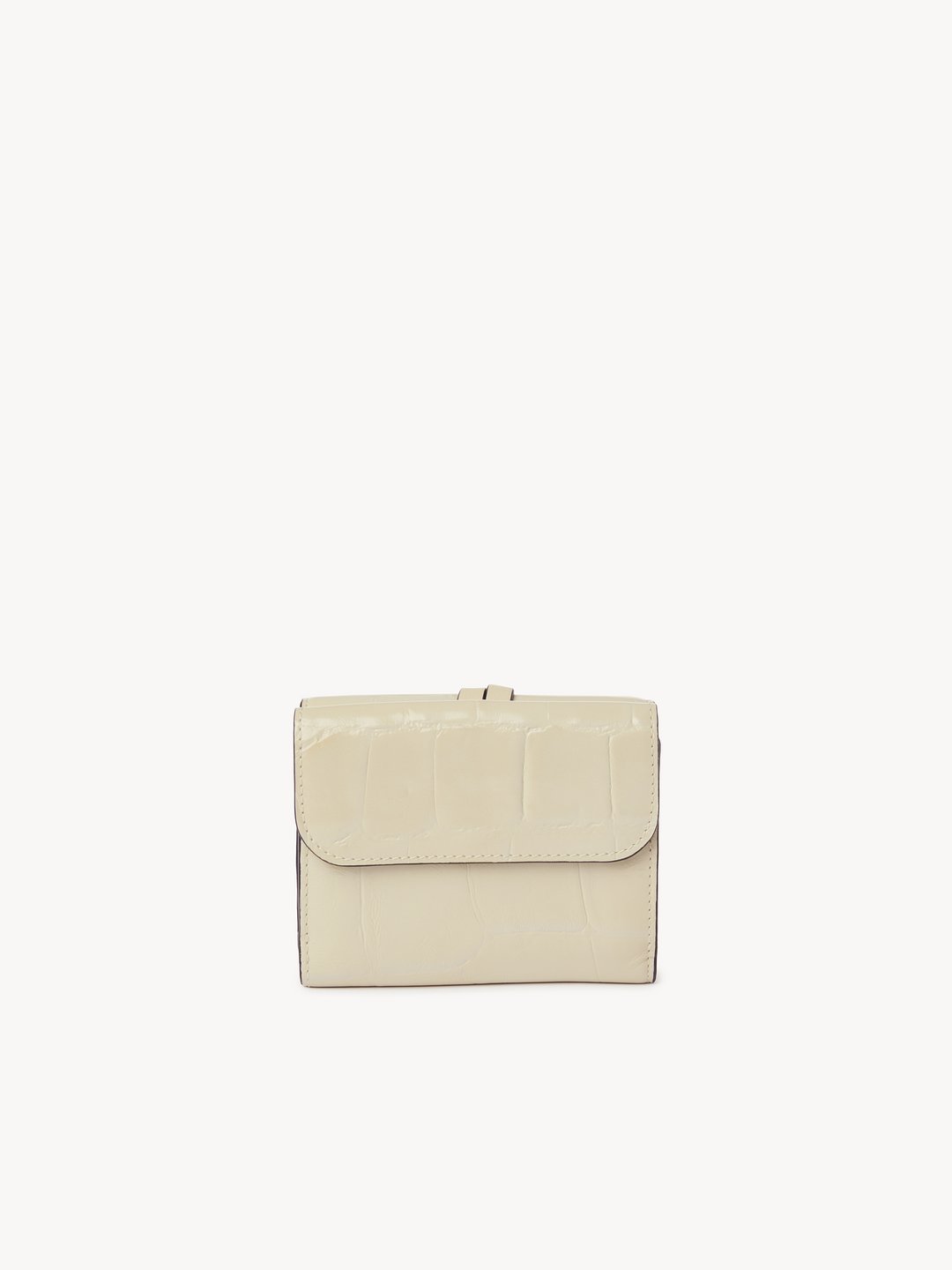 Chloé クロコダイル型押しレザー製Alphabetスモールトリフォールドウォレット | Chloé JP