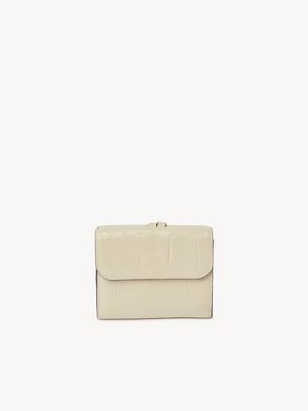 Small Alphabet tri-fold in croco-effect leather Croco-effect calfskin
Vegetal Beige 