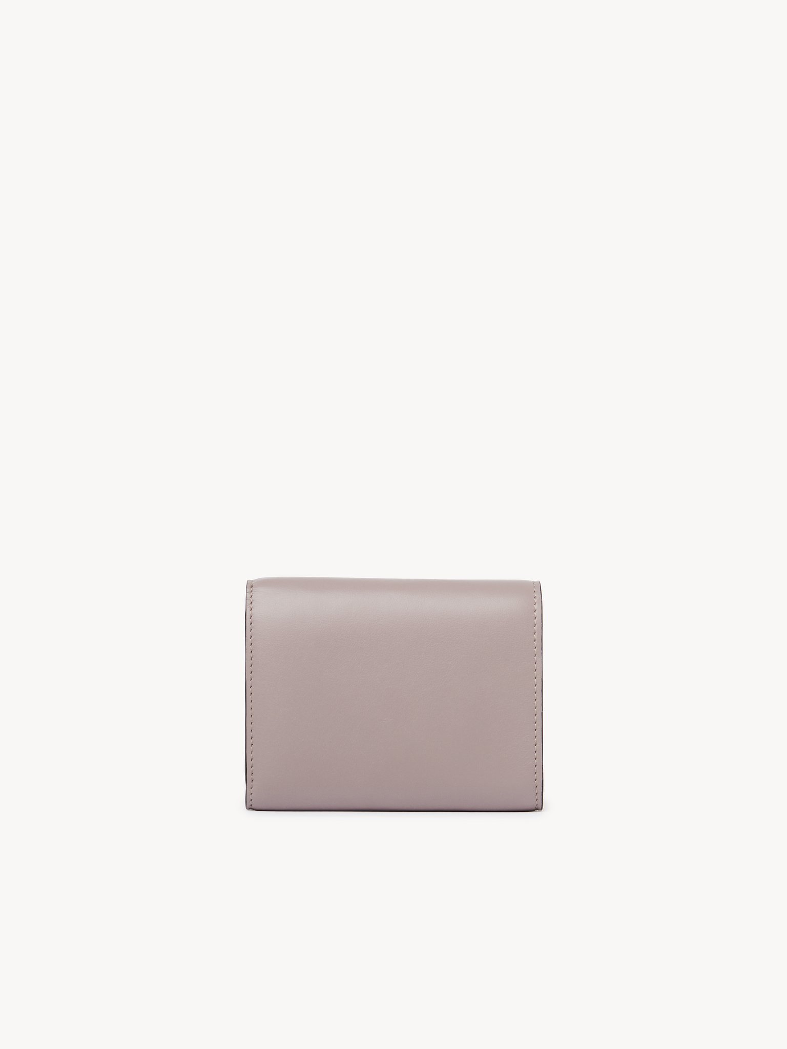 Small Chloé Iconic tri-fold with coin pocket in shiny leather Shiny calfskin
Grizzled Purple Top view of the product