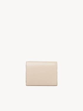 Small Chloé Iconic tri-fold with coin pocket in shiny leather Shiny calfskin
Cement Pink 