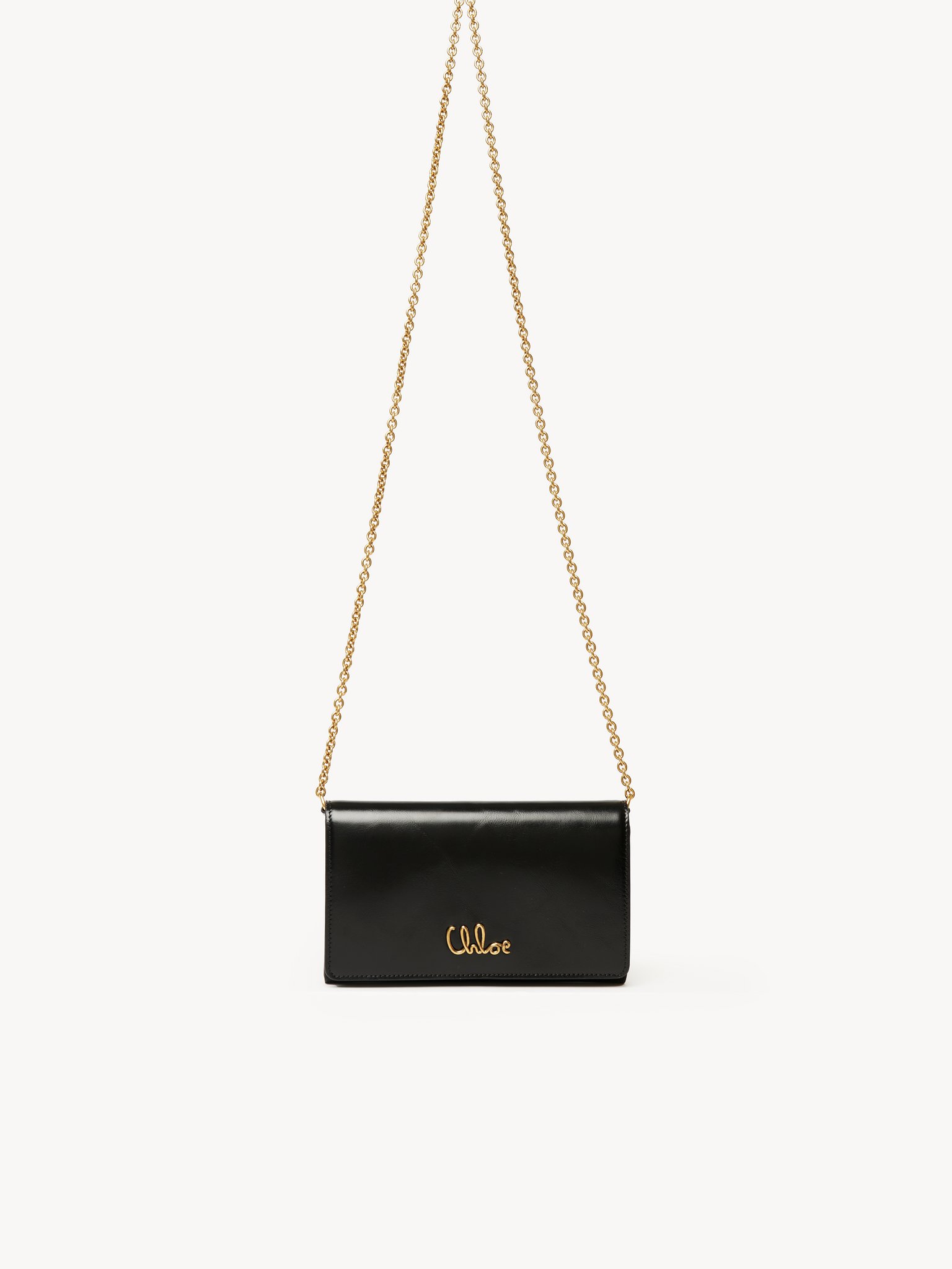 Chloé Iconic flap wallet on chain in shiny leather Shiny calfskin
Black