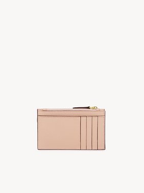 Small Envelope purse with card slots in grained leather Grained goatskin
Blushy Beige Top view of the product