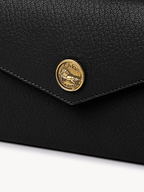 Envelope long wallet with flap in grained leather Grained goatskin
Black 