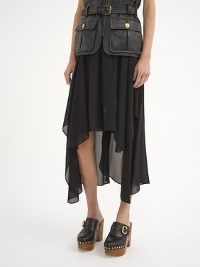 Fluid volant shorts in silk georgette Silk georgette
Black Product detail