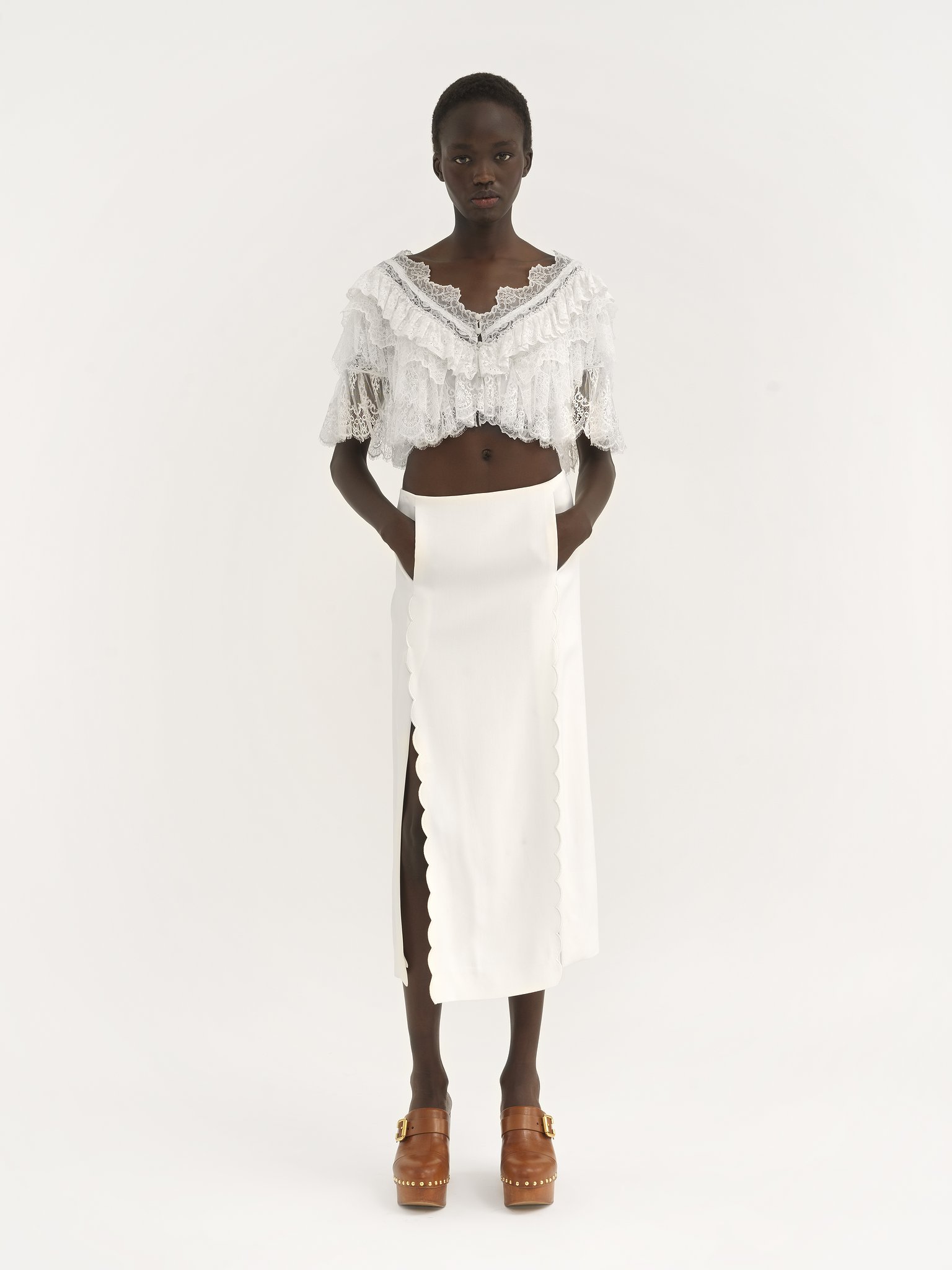 Scallop embroidered column skirt in fluid viscose Soft viscose & wool twill
Iconic Milk Back view of the product