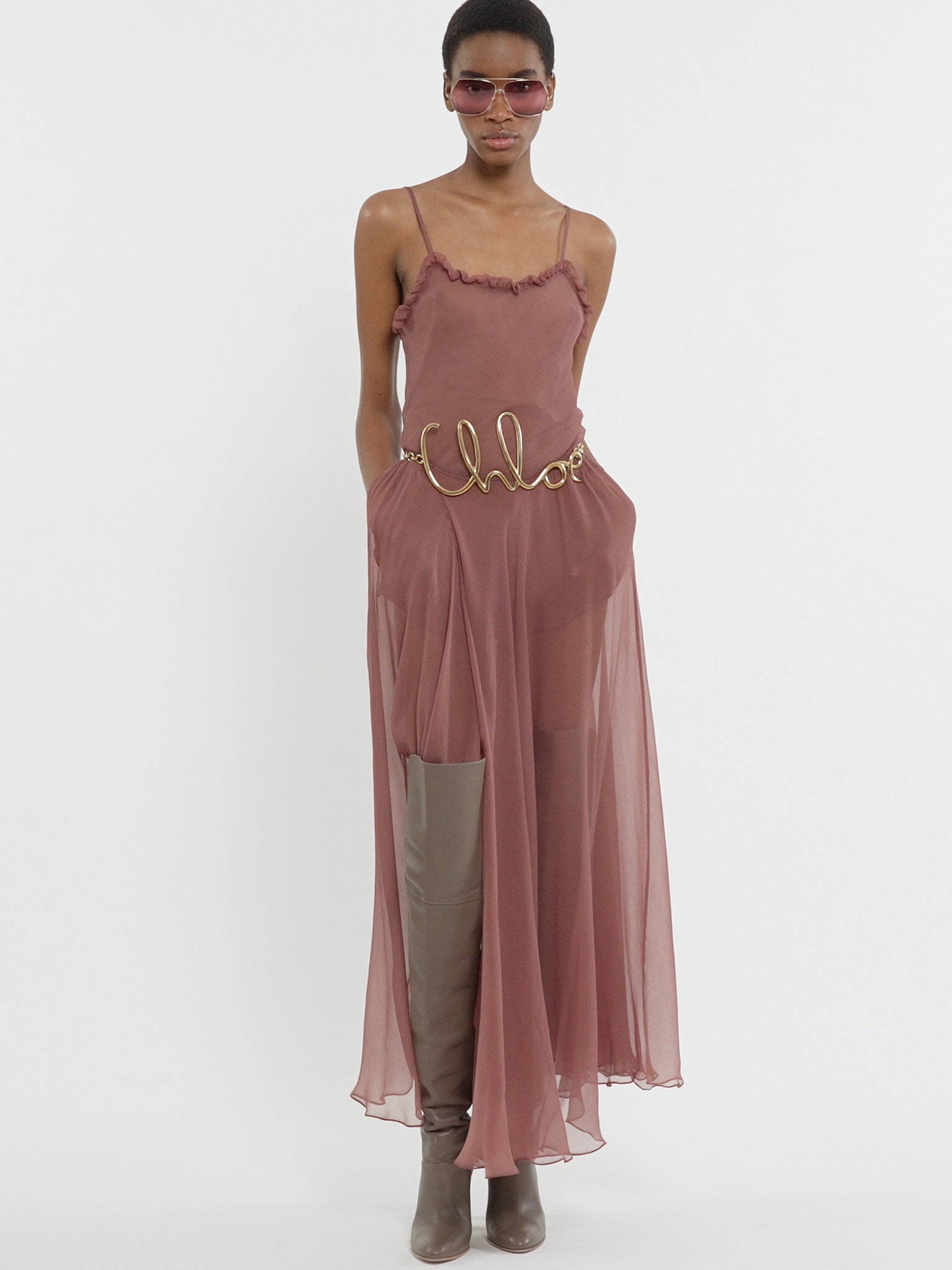 Flou midi skirt in silk mousseline Organic silk mousseline
Woodrose [*** acc_altImage_shotV ***]