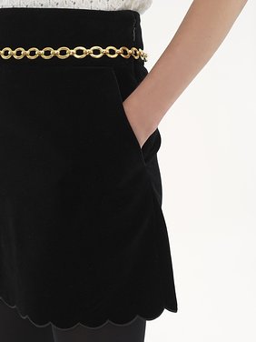 Scalloped mini skirt in velvet Soft cotton velvet
Black 