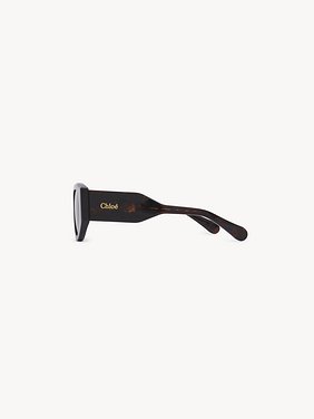 Gayia sunglasses Recycled acetate & bio-based nylon
Shiny Dark Havana, solid brown lenses Product detail