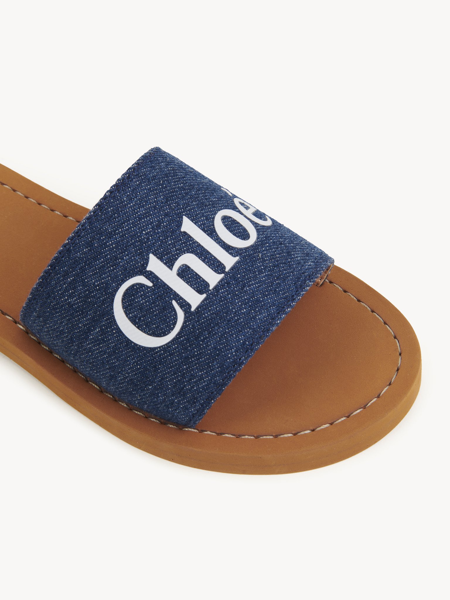 Chloé slides Denim
Denim Blue Product detail