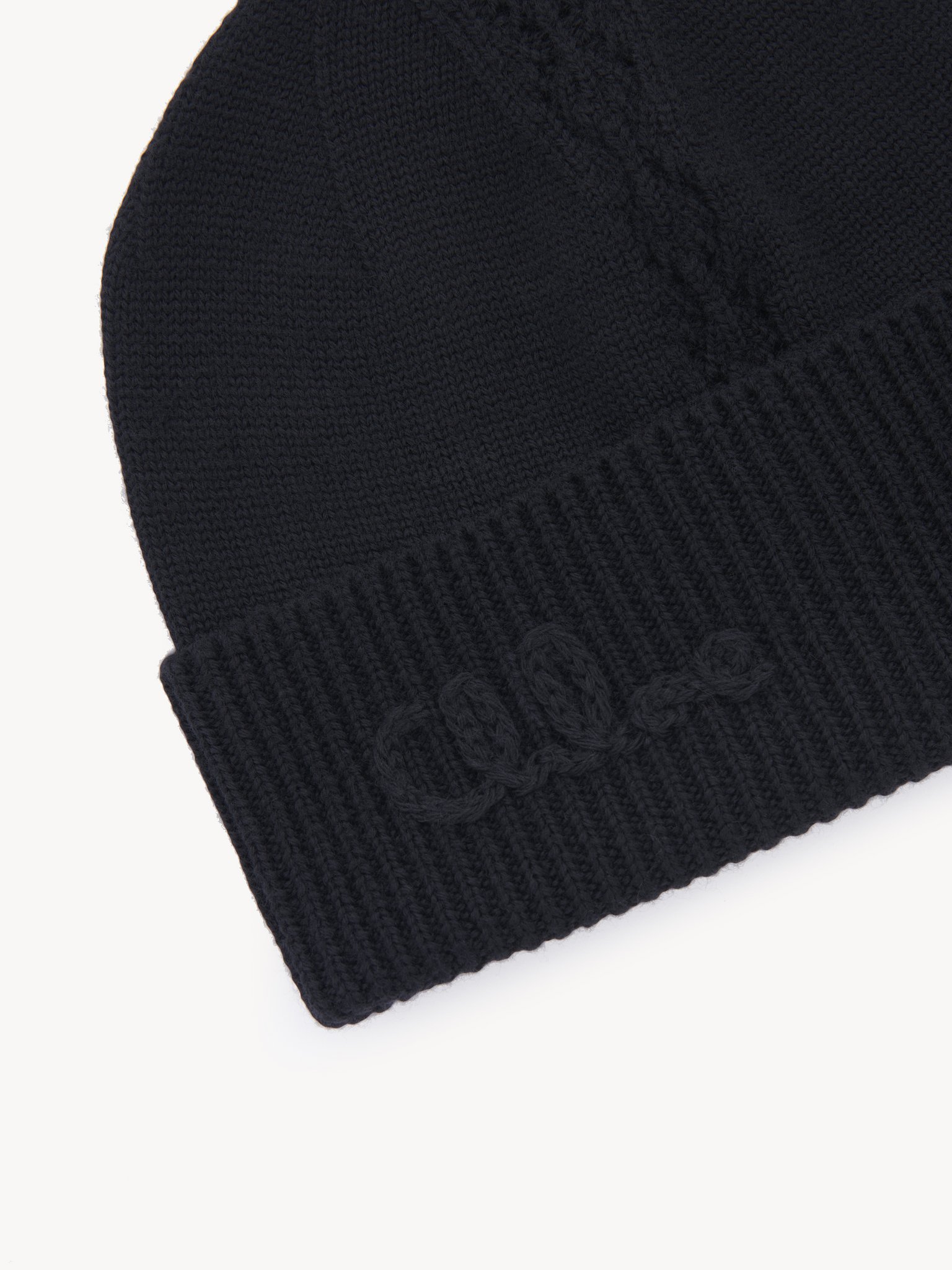 The Chloé Lace Knit beanie in wool & lace jacquard Merino wool & lace jacquard
Black Product detail