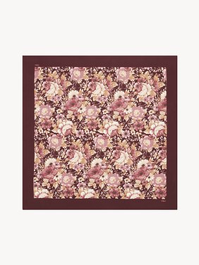 The Chloé Roses square scarf in silk twill Organic silk
Maroon Pink