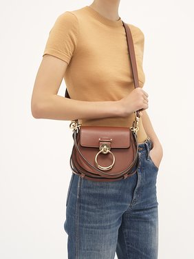 Small Tess bag in shiny & suede leather Shiny & suede calfskin
Sepia Brown [*** acc_altImage_shotG ***]