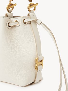 Micro Marcie bucket bag in grained leather Grained calfskin
Misty Ivory Product detail