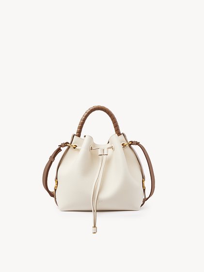 Chloé グレインレザー製Marcieバケットバッグ | Chloé JP