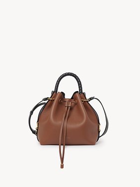 Marcie bucket bag in grained leather Grained calfskin
Tan