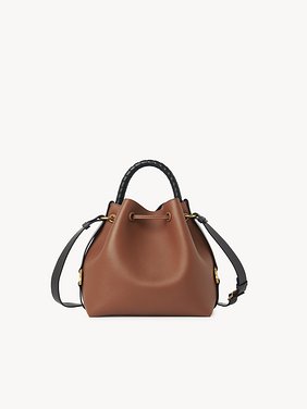 Marcie bucket bag in grained leather Grained calfskin
Tan Back view of the product