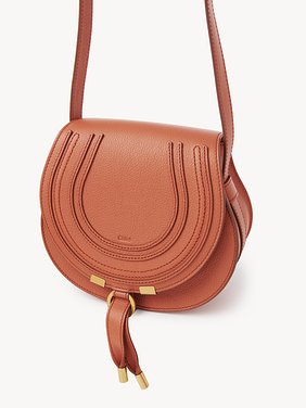 Marcie small saddle bag Grained calfskin
Tawny Orange Product detail