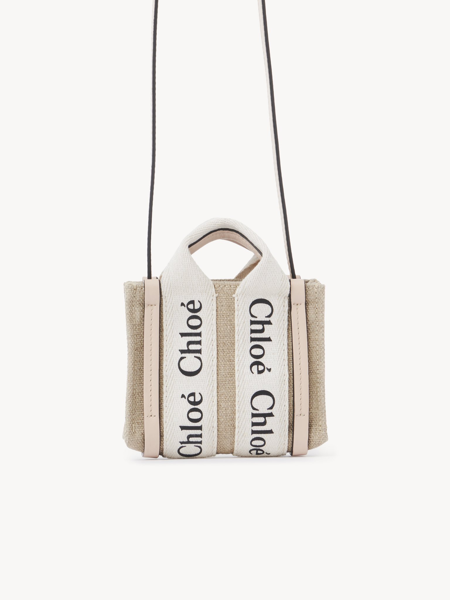 Nano Woody tote bag in linen Linen canvas & shiny calfskin with Chloé logo
Cement Pink 