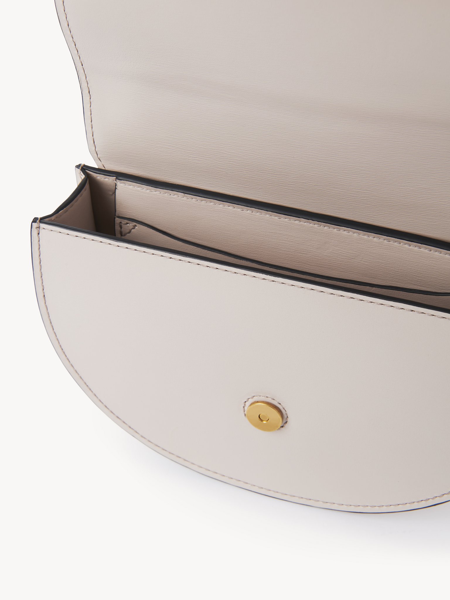 Mini Marcie flap bag in soft leather Smooth calfskin
Wild Grey Product detail