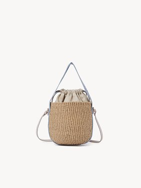 Small Woody tote bag in natural fibres Fair-trade paper, calfskin & webbing with Chloé logo
Washed Blue Top view of the product