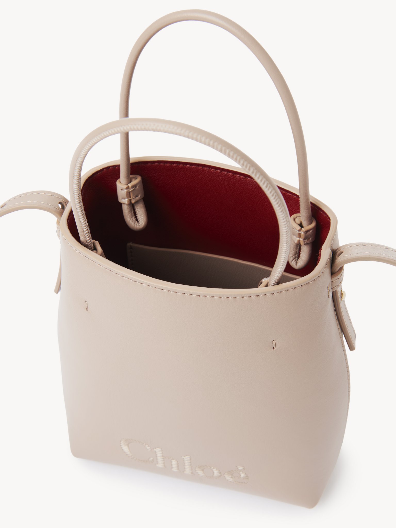 Micro Chloé Sense tote bag in soft leather Shiny calfskin
Nomad Beige Product detail