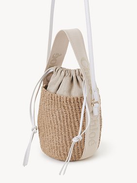 Small Woody basket in natural fibres Fair-trade paper & lurex webbing with Chloé logo
Gold Product detail