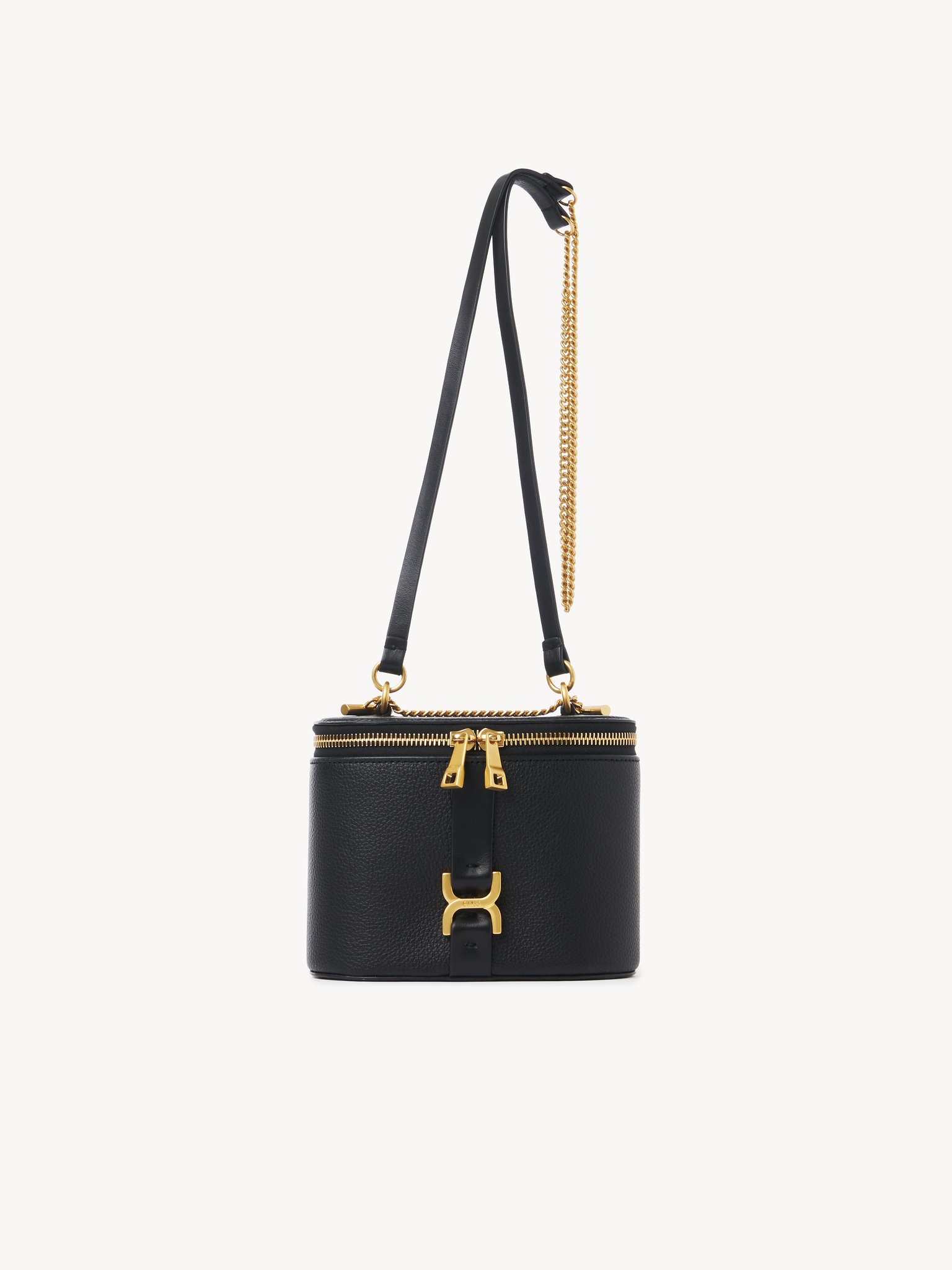 Mini Marcie vanity on chain in grained leather Grained calfskin
Black