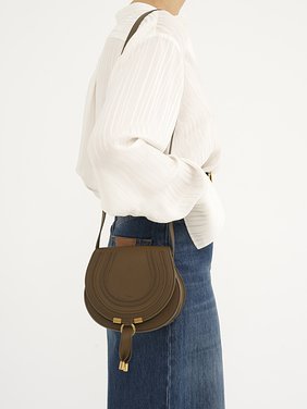 Small Marcie saddle bag in grained leather Grained calfskin
Dark Khaki Back view of the product