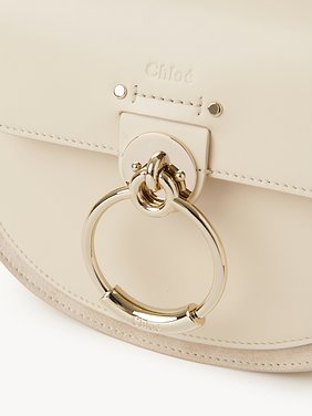 Small Tess bag in shiny & suede leather Shiny & suede calfskin
Sweet Beige 