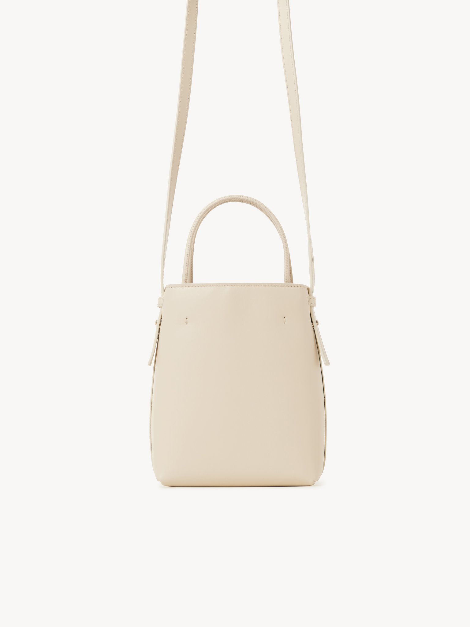 Micro Chloé Sense tote bag in leather Shiny calfskin
Sweet Beige Top view of the product