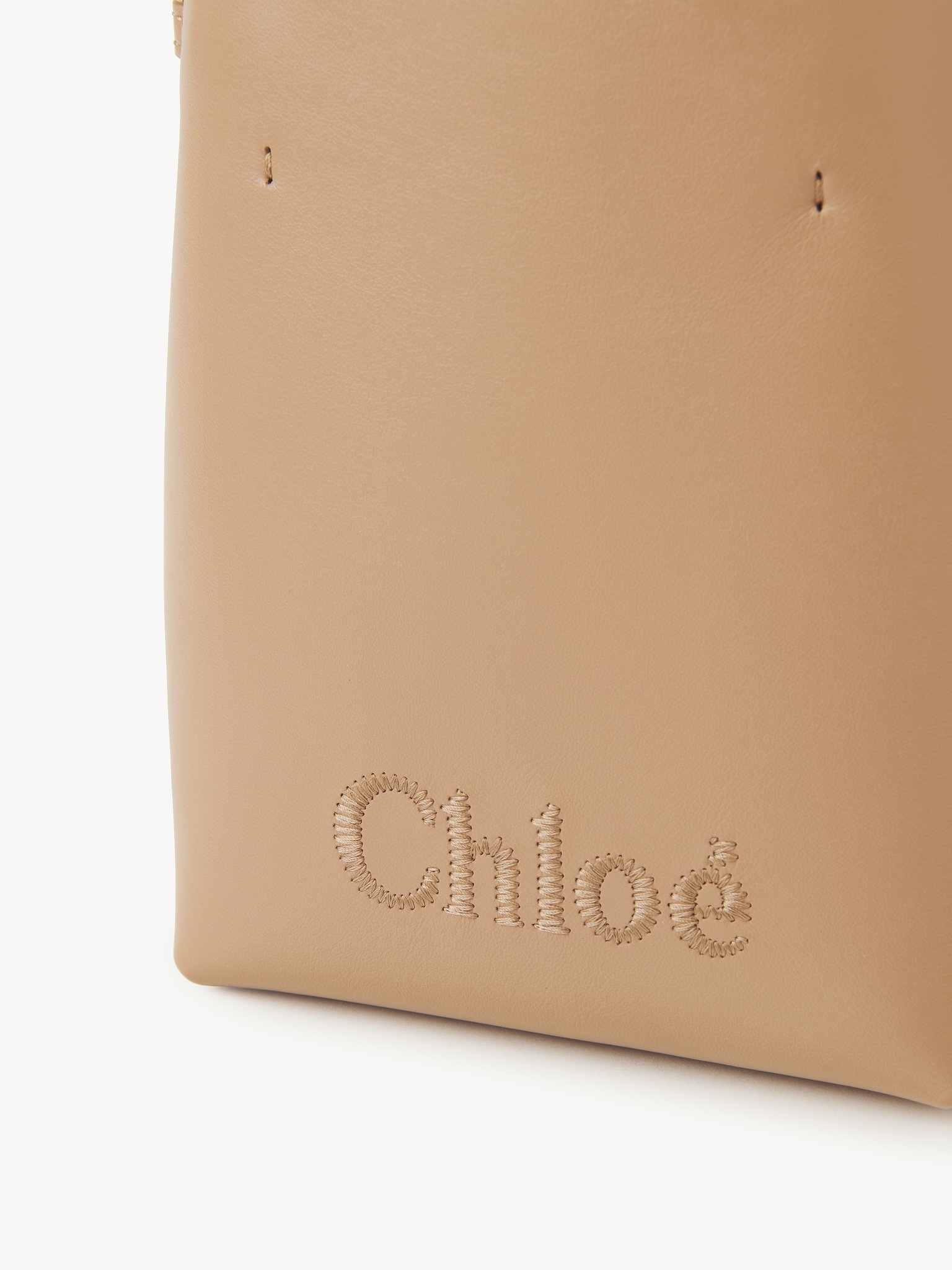 Micro Chloé Sense tote bag in leather Shiny calfskin
Light Tan 