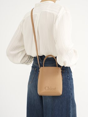 Micro Chloé Sense tote bag in leather Shiny calfskin
Light Tan 