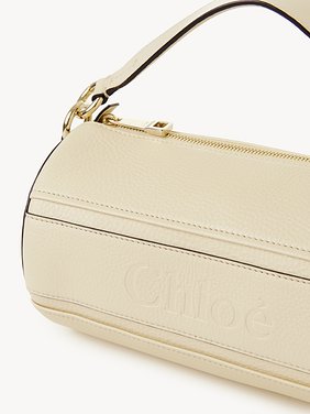 Woody tube shoulder bag in grained leather Shiny grained calfskin
Sweet Beige 