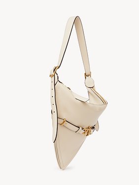 Cape bag in grained leather Shiny grained calfskin
Sweet Beige Product detail