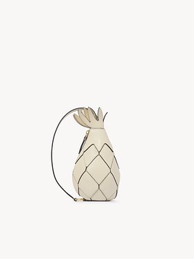 Pineapple shoulder bag in grained leather Shiny grained calfskin
Vegetal Beige