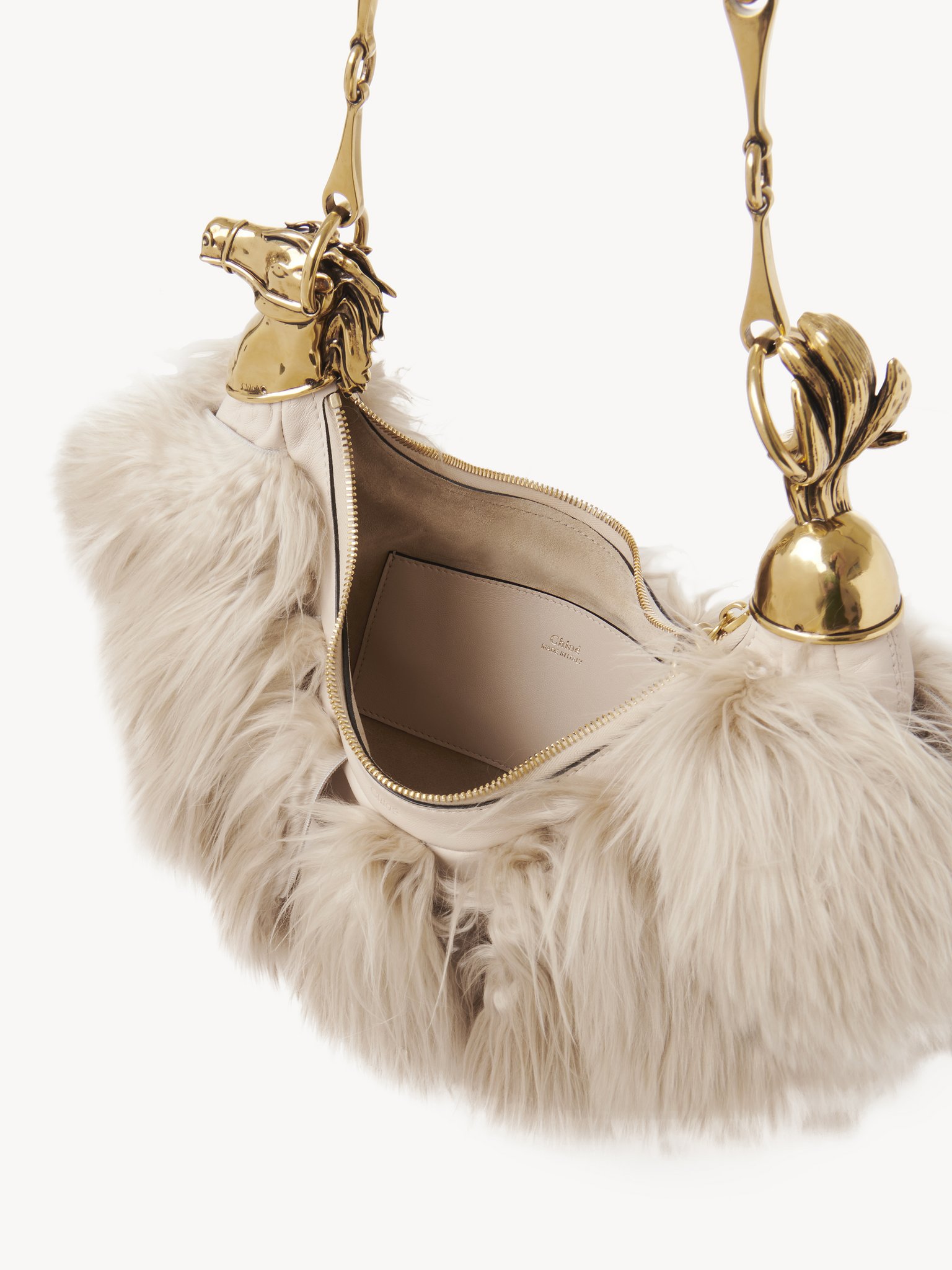 Chain Horse shoulder bag in shearling & leather Embroidered shearling & nappa lambskin
Vegetal Beige 