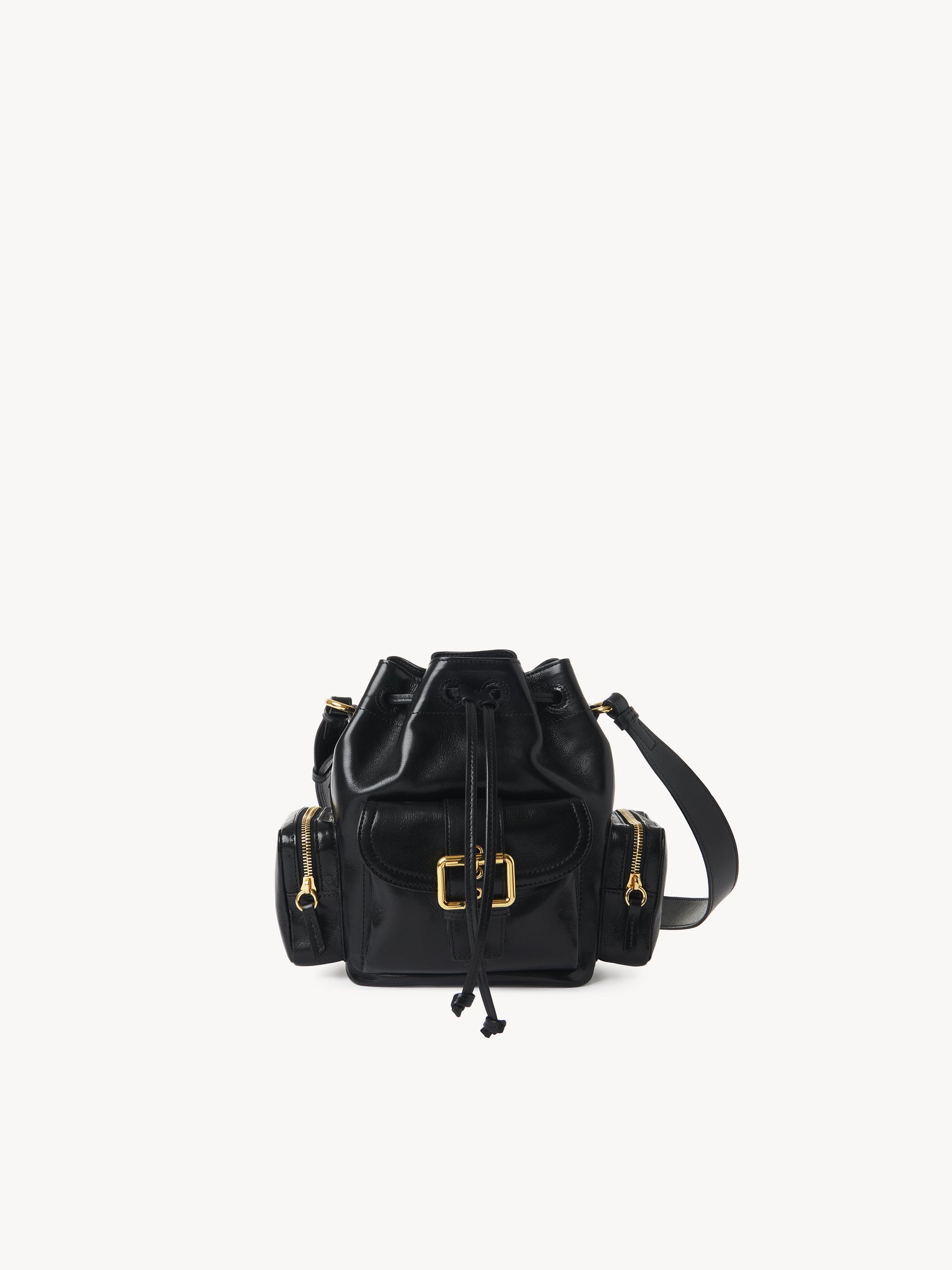 Camera Bucket bag in shiny leather Natural shiny buffalo leather
Black