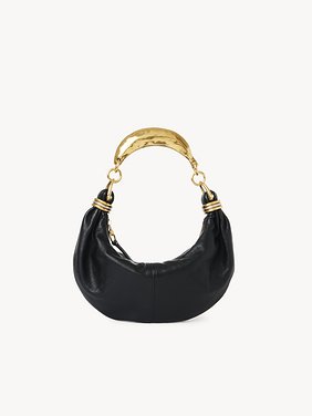 Small Bracelet hobo Bag in grained leather Grained buffalo leather
Black 