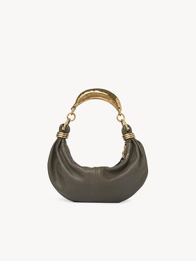 Small Bracelet Hobo Bag in grained leather Grained buffalo leather
Flannel Grey