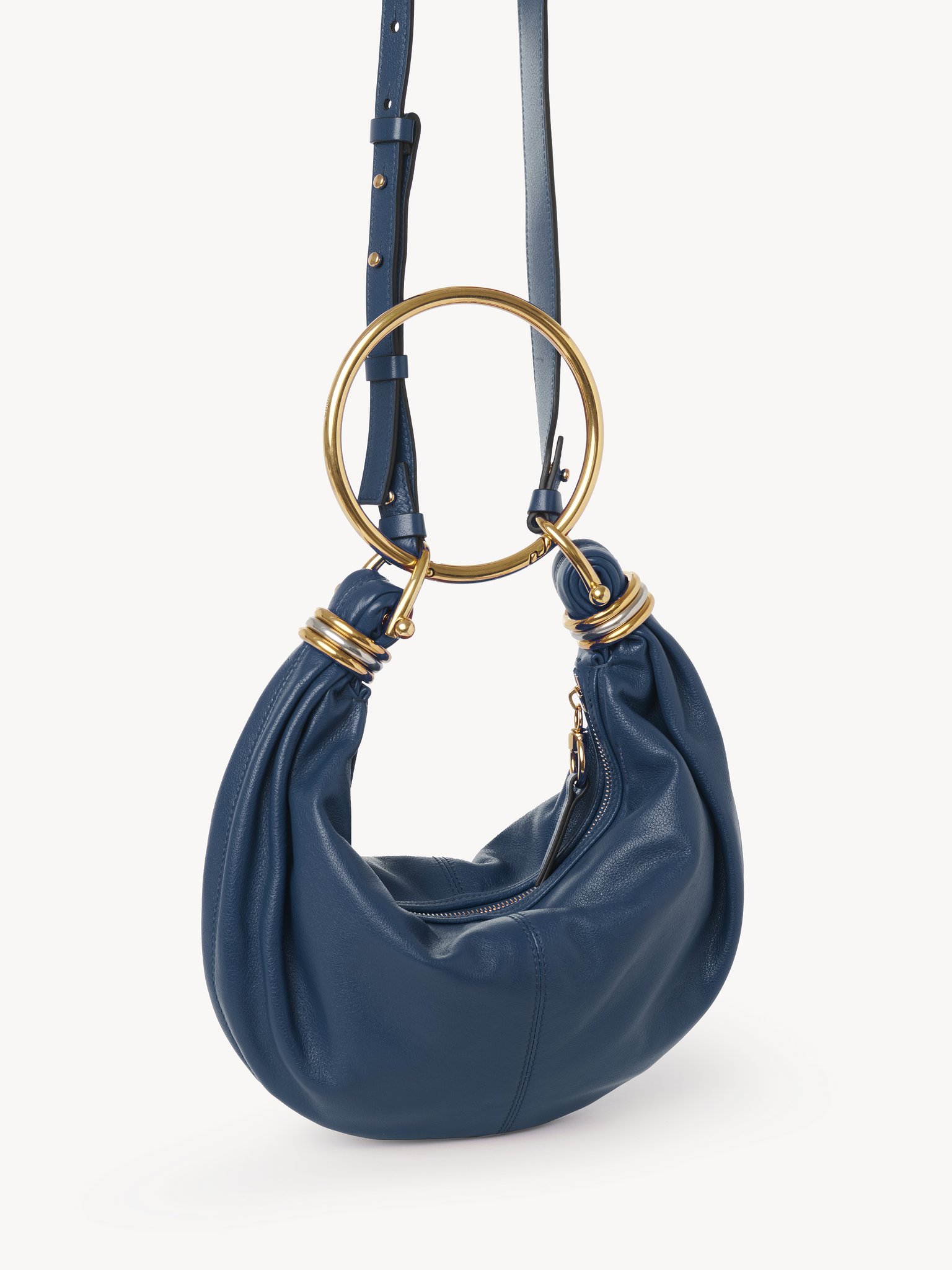 Small Bracelet Hobo bag in grained leather Shiny grained calfskin
Tapestry Blue Product detail