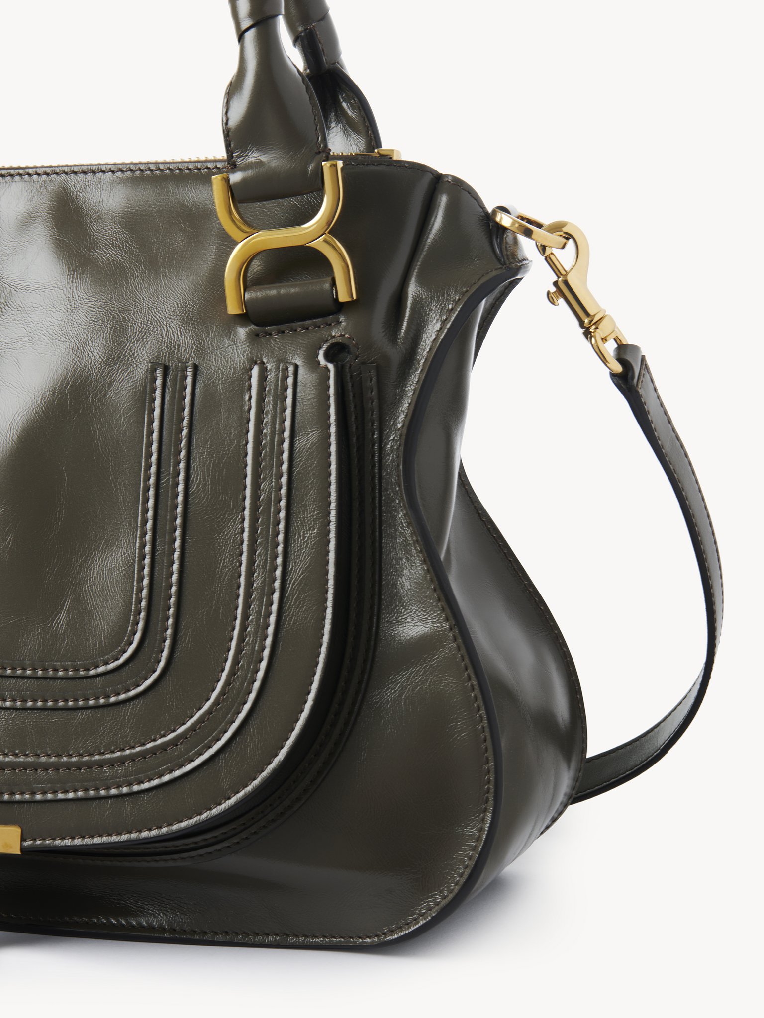 Marcie bag in shiny leather Shiny calfskin
Flannel Grey Product detail