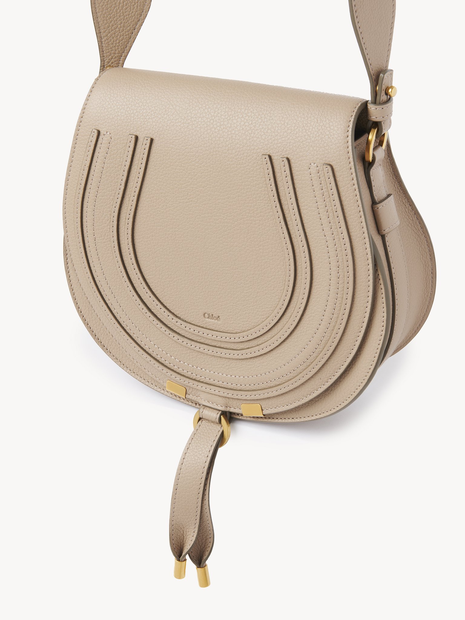 Marcie saddle bag in grained leather Grained calfskin
Boyish Brown Product detail